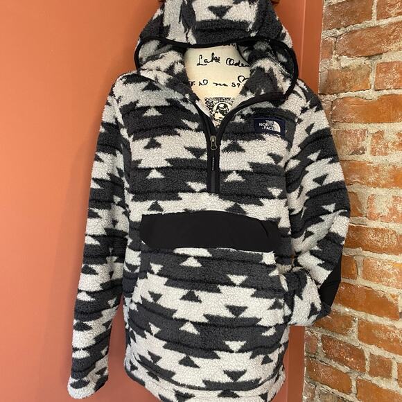 North Face fleece - Picture 2 of 5